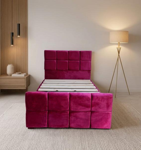 "Rango Furniture bed, featuring a design that combines quality and elegance. Color: burgundy"